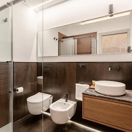 En-suite Bedroom Manin - 2 Min Walk To Termini Station Roma